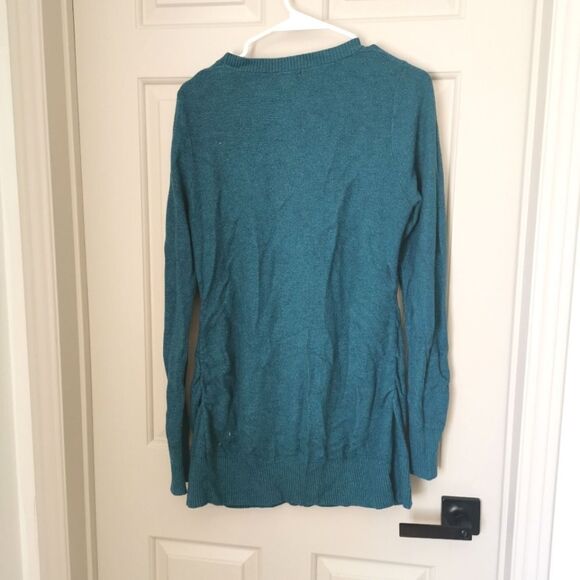 Liz Lange maternity sweater size am - Picture 3 of 4